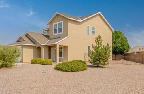 Rio Rancho House | Beautiful. 4 Bedroom, 2.5 bathroom Home
