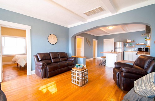 El Paso House | Beautiful bungalow located in the heart of El Paso
