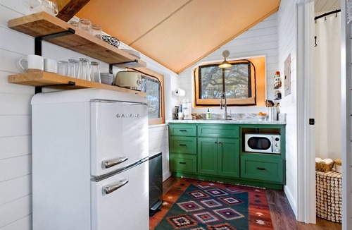 Ingram RV Rental | Beautiful Glamping Tented Cabin in Ingram, Texas, with Access to the Guadalupe River