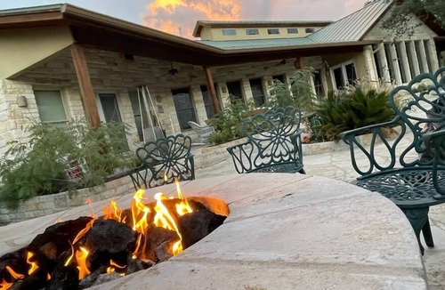 Dripping Springs House | Beautiful Hill Country House on 28 Acres with pool, hot tub and fire pit.