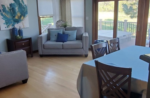 Gleneagle House | Beautiful Home 5 Miles to Air Force Academy Hot Tub and Sleeps 18