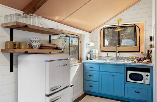 Ingram RV Rental | Beautiful Tented Cabin in Texas for Glamping by Guadalupe River