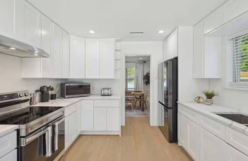 Las Colinas House | Beautifully designed 3BR/2BA home with boutique hotel vibes—all yours to enjoy!