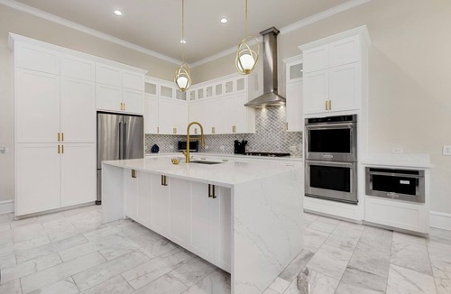Oak Lawn House | Best Area of Dallas - Luxury Oak Lawn Oasis, Game Room, Parking, Balcony