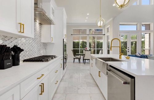 Oak Lawn House | Best Area of Dallas - Luxury Oak Lawn Oasis, Game Room, Parking, Balcony