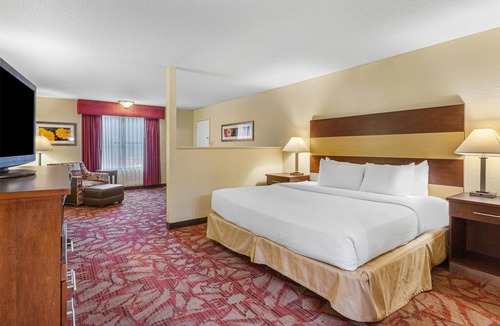 Ruidoso Downs Hotel | Best Western Pine Springs Inn