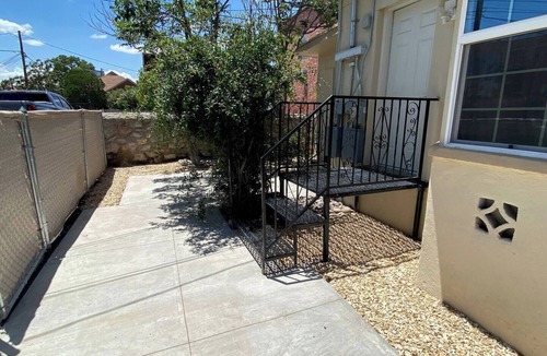 Downtown El Paso House | Big Family? Downtown, Close to All, duplex “A+B”