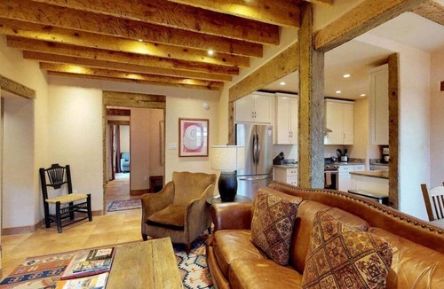 Downtown Santa Fe Hotel | Black Mesa Casita: Just a 5 minute walk to the Plaza!