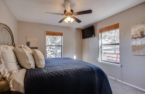 Alto Cabin | Blissful Pines Lodge in Alto NM Privacy, Updated, has everything you need!