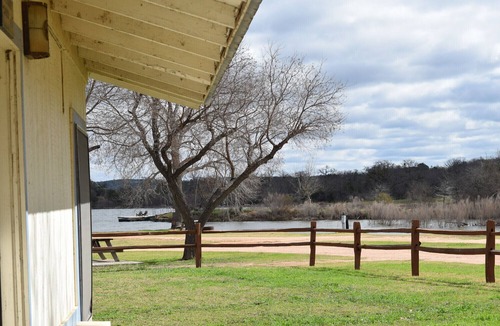 Tow Cabin | Blue Bonnet Cabin at Texas Hills RV Haven on Lake Buchanan