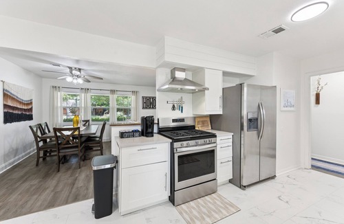 Farmers Branch House | Boho Bungalow near DFW Airport