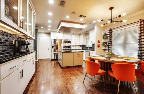 North Dallas House | Book NOW - Spacious Villa, Heated Pool & Backyard Garden Oasis!