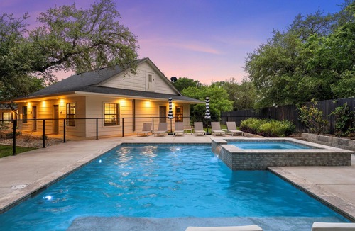 Crawford Villa | Boutique-Style Private Poolside Retreat #5 Surrounded by Nature & Outdoor Play