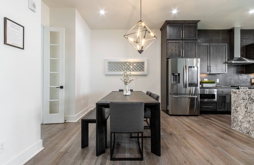 Oak Cliff House | Brand new Bishop Arts Condo-Right in the middle of it all! Three bathrooms!