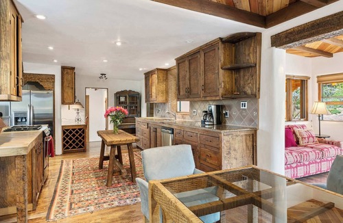 Vista Encantada House | Breathtaking Views, Comfortable Family Home