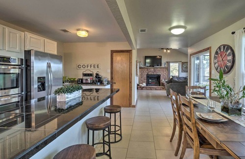 Briarcliff House | BRING THE BOAT/Kids & Pets! LAKE TRAVIS FUN! Fenced Yard/Trails/Golf/FEED Deer!