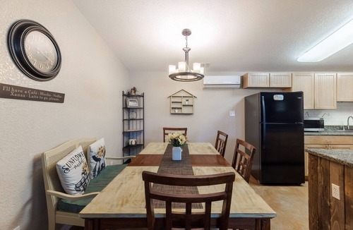 Mountain Home Cabin | Buckskin Lodge - 2 Bedroom Full-sized Ranch House in the Texas Hill Country near Kerrville & Fredericksburg