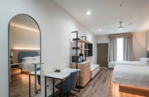 Port Aransas Hotel | Budget-Friendly Room Near Port Aransas Museum & Art Center - 0.4 miles