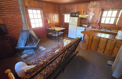 Mayhill Cabin | Cabin 1 at Lazy Day Cabins