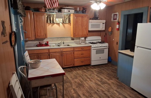Zavalla Cabin | Cabin 1 at the Lake, at Monterey Park an boat launch area