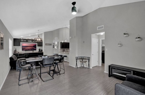 Biggs Field House | Calming Retreat