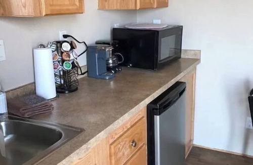 Whites City Cabin | Canyon Casitas-Eden Cabin