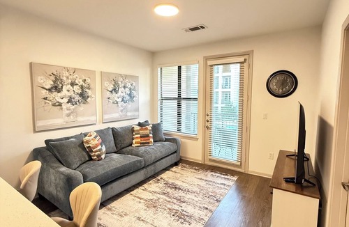 Frisco Apartment | Casa Bloom! WFH friendly , very close proximity to everything FUN in Frisco!