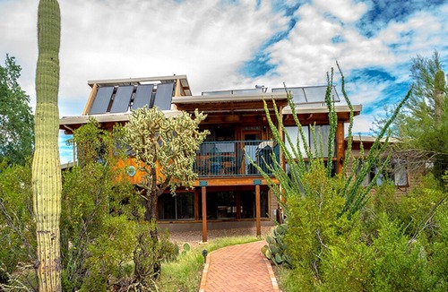 Tucson Estates House | Casa Madero Desert Retreat with Hot Tub Under the Stars
