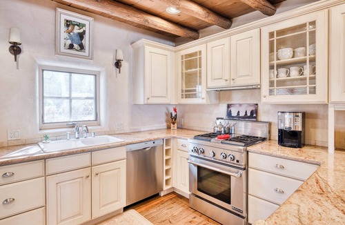 Historic Eastside House | Casa Poco Joya | Cozy Santa Fe Gem with Views