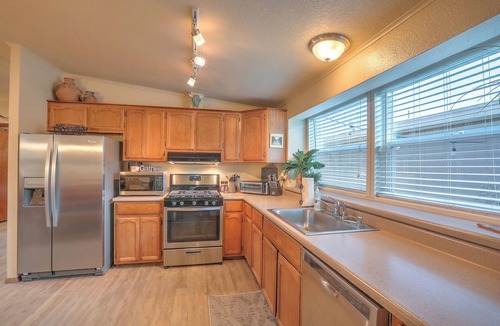 Northeast Heights House | "Casa Sol" 2 bedroom/2 bath, Pets Welcome, 5G fiber Wifi !