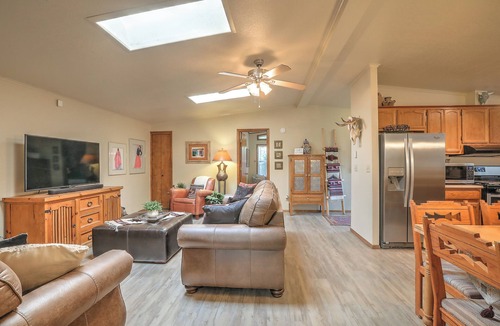 Northeast Heights House | "Casa Sol" 2 bedroom/2 bath, Pets Welcome, 5G fiber Wifi !