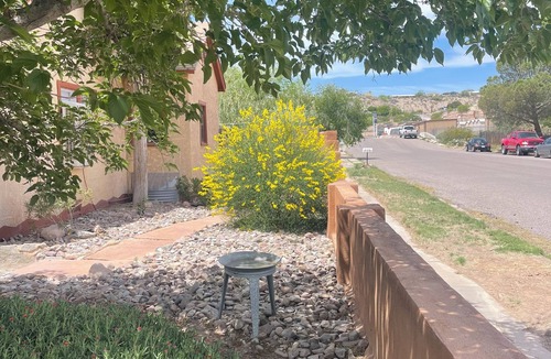 Truth or Consequences Cottage | Casita De Agua Encanto, Natural Hot Mineral Spring Property