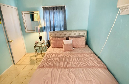 Downtown El Paso House | Casita del Rey: A quiet, child and pet friendly oasis in the heart of downtown