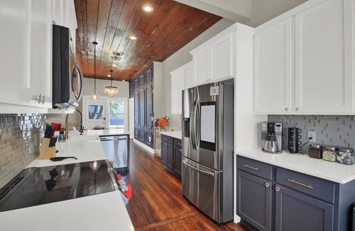 Southtown House | Casita Felipe - 3BD/3BA Charming Oasis In The Heart of King William