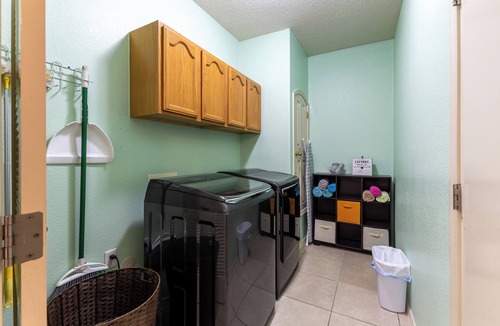 Biggs Field House | Casita Kingdom Keys with Pool