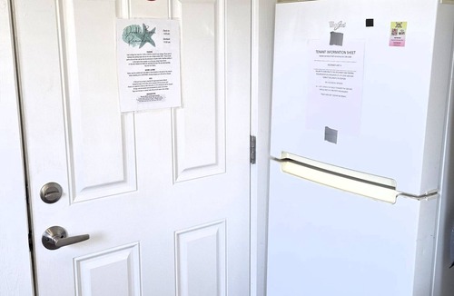 Old Town Cottage | Castaway! DB3-1 Bedroom/1 Bath Cottage, Walk to the Beach, Dogs OK!