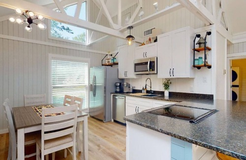 College Station House | Century Oak Retreat ~ Aggieland Vacation Rentals