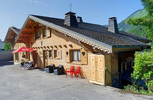 Chatel Ski Chalet | Chalet Le Cham view Lake Vonnes