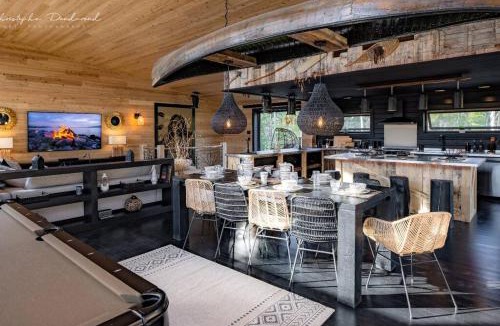 La Malbaie Ski Chalet | Chalet TIPI, Chic Charme & Nature