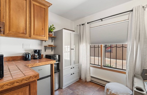 West Old Town Apartment | Charming 1-bedroom casita with AC in Old Town Albuquerque