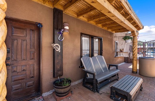 West Old Town Apartment | Charming 1-bedroom casita with AC in Old Town Albuquerque