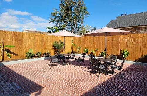 Seventh Ward Cottage | Charming 2-BR, 2-bath cottage w/AC, Heat, WiFi and 5 min from French Quarter.
