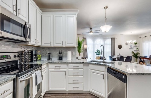 Frisco House | Charming 3-bedroom townhome with WiFi,AC in fabulous Frisco. Home away from home