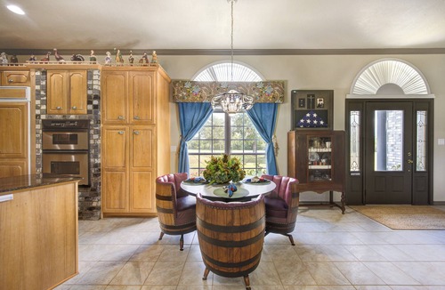 Fayetteville House | Charming 3Bed/3Bath House with WiFi, AC in lovely Fayetteville