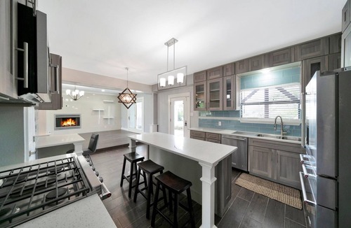Travis Settlement House | Charming 4-bedroom house with scenic views in enchanting Spicewood!