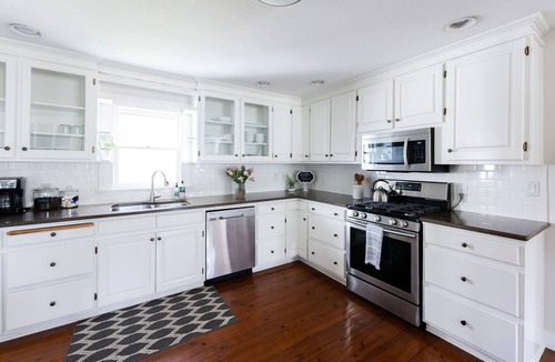 Fredericksburg House | Charming Heritage Haus, 2 Blocks from Main St—Your Perfect Fredericksburg Escape