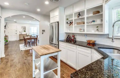 Arlington Heights House | Charming Home in the Heart of Arlington Heights