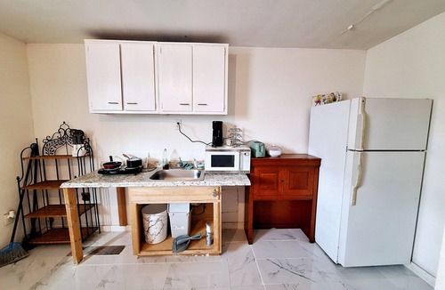 Wells Branch Apartment | Charming studio in wonderful Austin with AC. Family friendly. 10min to downtown.