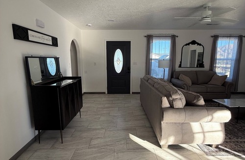 Truth or Consequences House | Charming house in Truth or Consequences close to town and lake