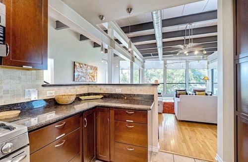Clarksville House | City-View Austin Penthouse on West 6th Street Near Restaurants & Parks - Dogs OK